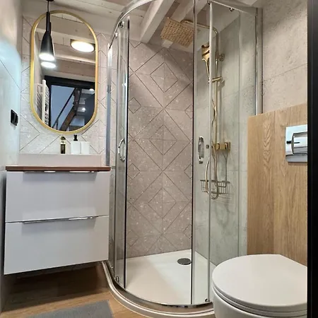 شقة Loft In The Center By Kobiela كاتوفيتسه