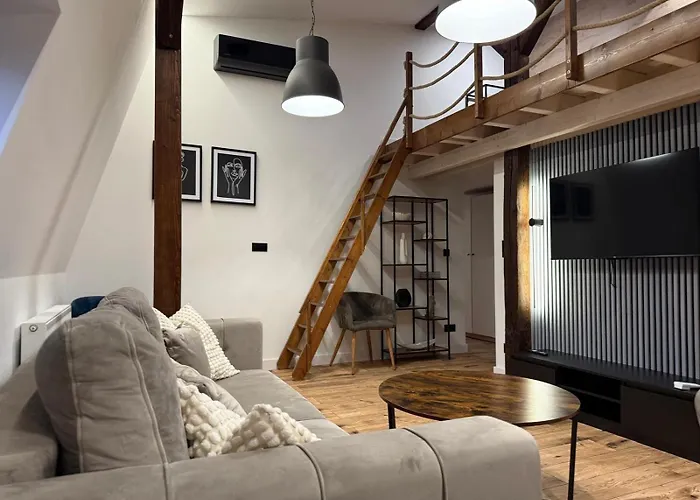 Loft In The Center By Kobiela דירה